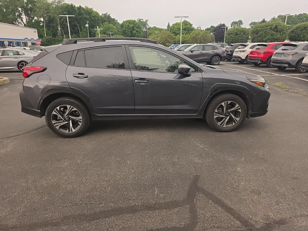 Used 2024 Subaru Crosstrek 2.0i Premium AWD/4WD image 9