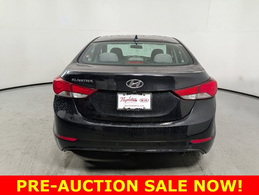 Used 2015 Hyundai Elantra SE image 6