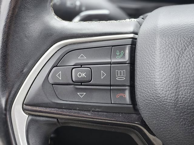 Used 2022 Jeep Grand Cherokee L Laredo w/ Luxury Tech Group I image 17