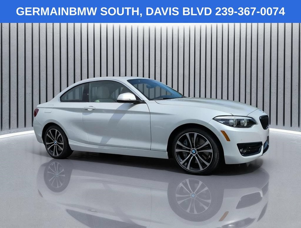Used 2021 BMW 230i Coupe w/ Convenience Package RWD image 3
