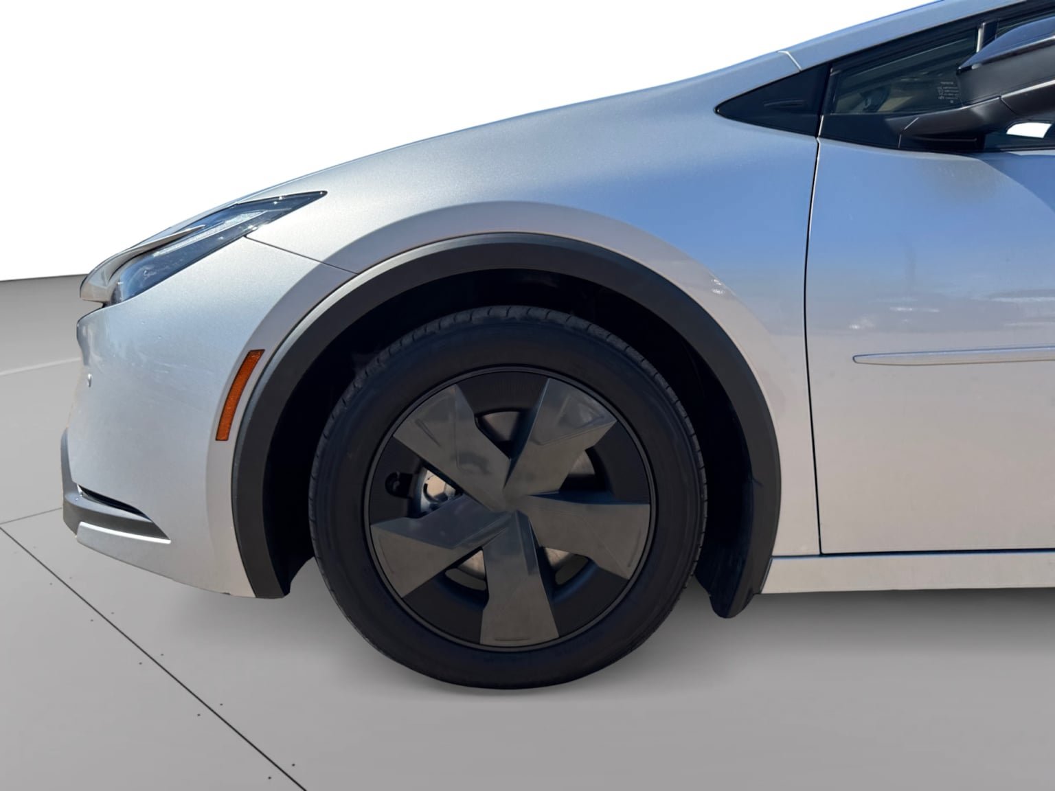 Used 2024 Toyota Prius Prime FWD image 9