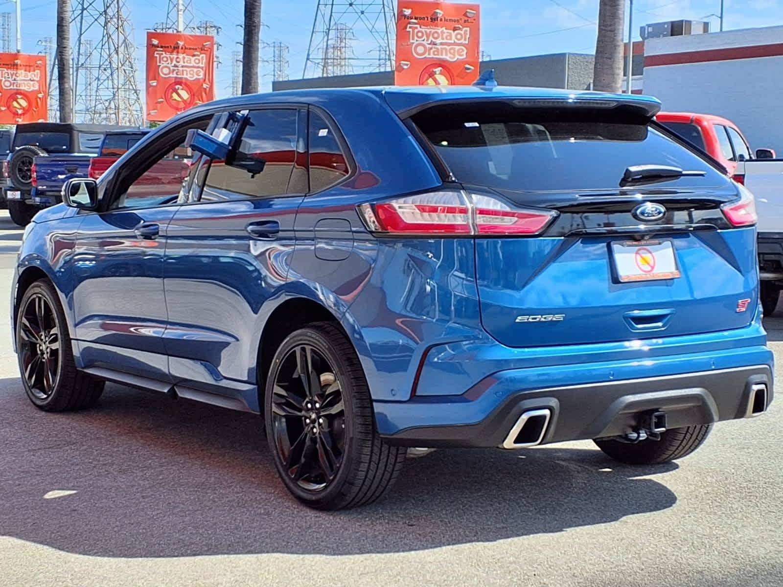 Used 2019 Ford Edge ST w/ Equipment Group 401A AWD/4WD image 4