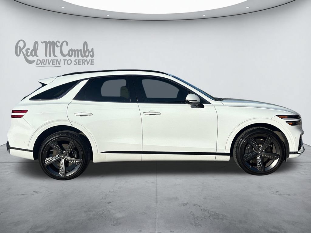 Used 2024 Genesis GV70 3.5T Sport w/ Sport Prestige Package AWD/4WD image 7