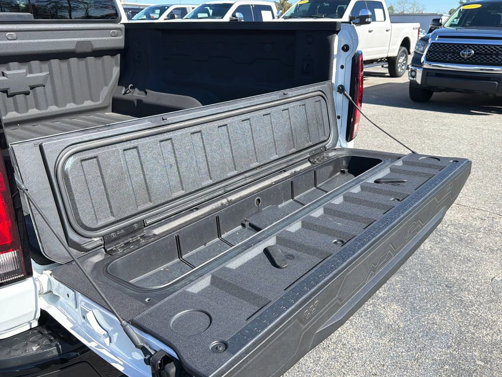 Used 2024 Chevrolet Colorado Z71 w/ Z71 Convenience Package 2 image 38