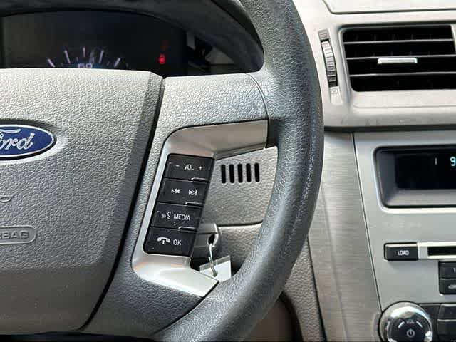 Used 2011 Ford Fusion SE w/ 201A Rapid Spec Order Code FWD image 9
