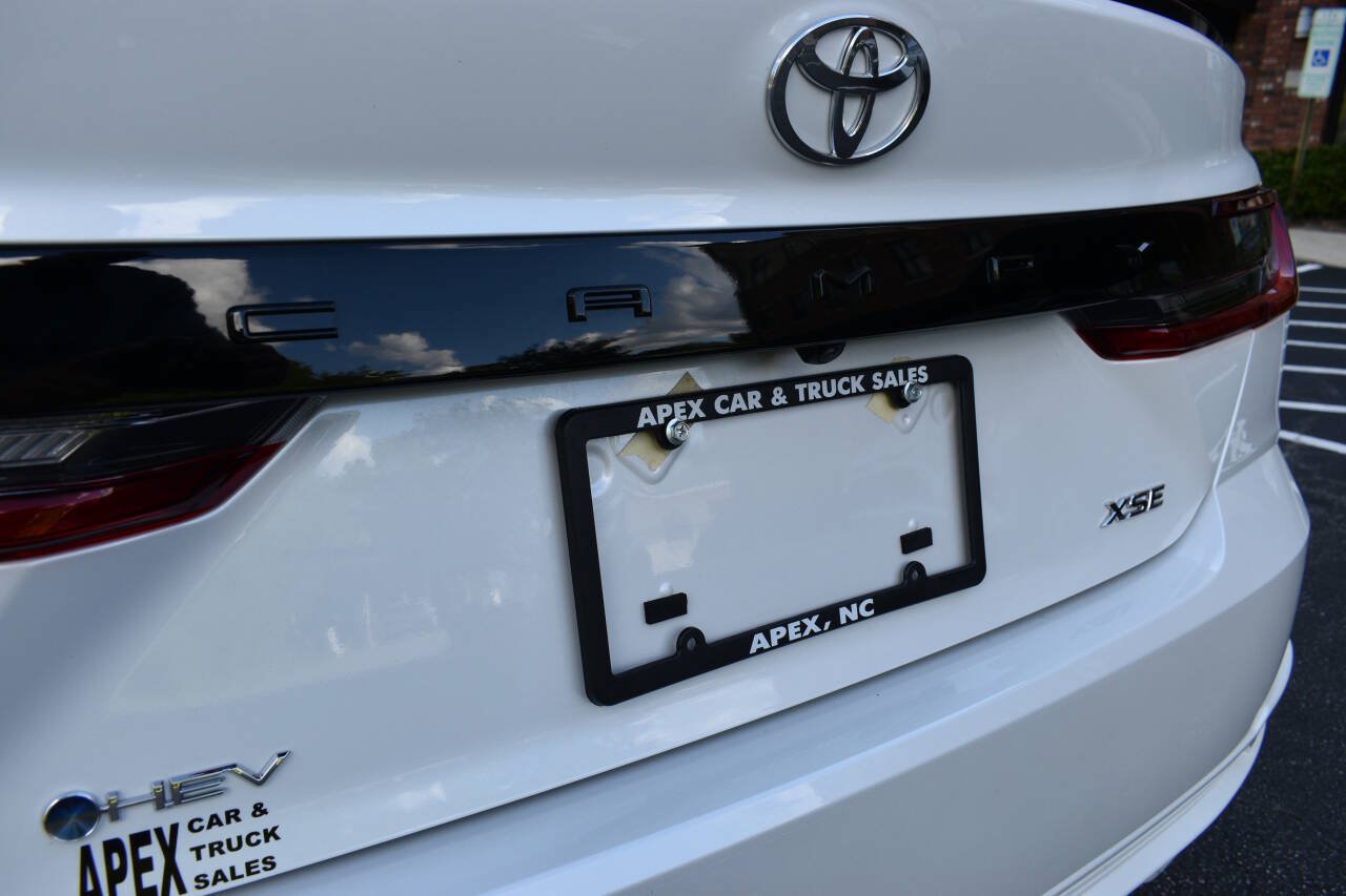 Used 2026 Toyota Camry XSE FWD image 33