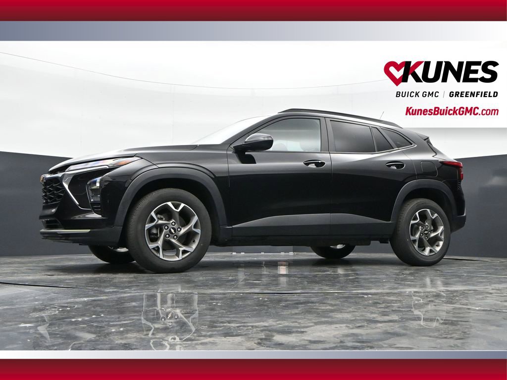 Used 2025 Chevrolet Trax LT w/ LT Convenience Package FWD image 44