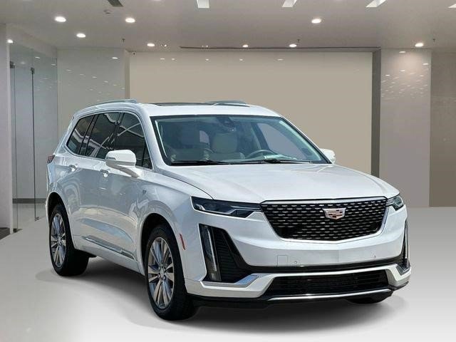 Certified 2023 Cadillac XT6 Premium Luxury AWD/4WD image 6
