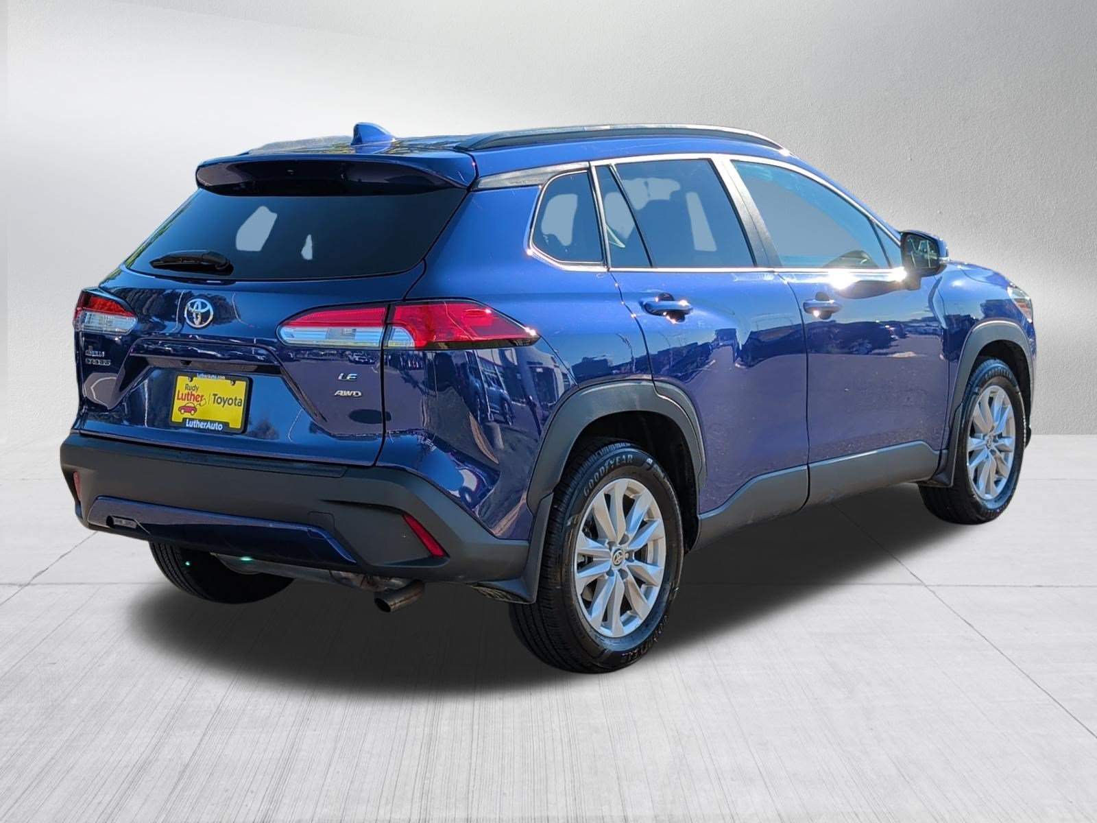 Certified 2023 Toyota Corolla Cross LE w/ Moonroof Package AWD/4WD image 8