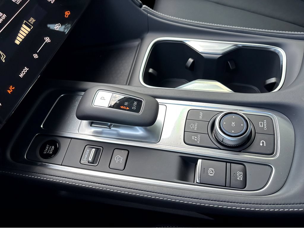 New 2025 INFINITI QX60 Luxe w/ Black Edition FWD image 10