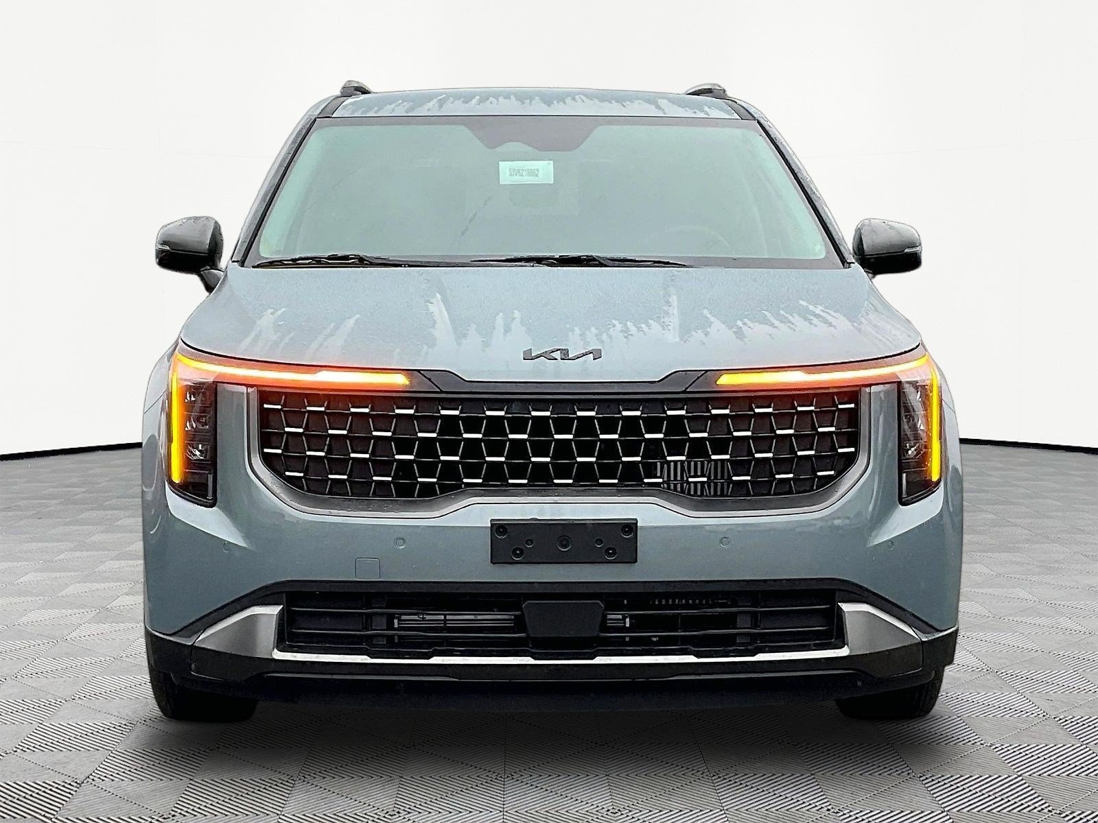 New 2027 Kia Carnival EX FWD image 2