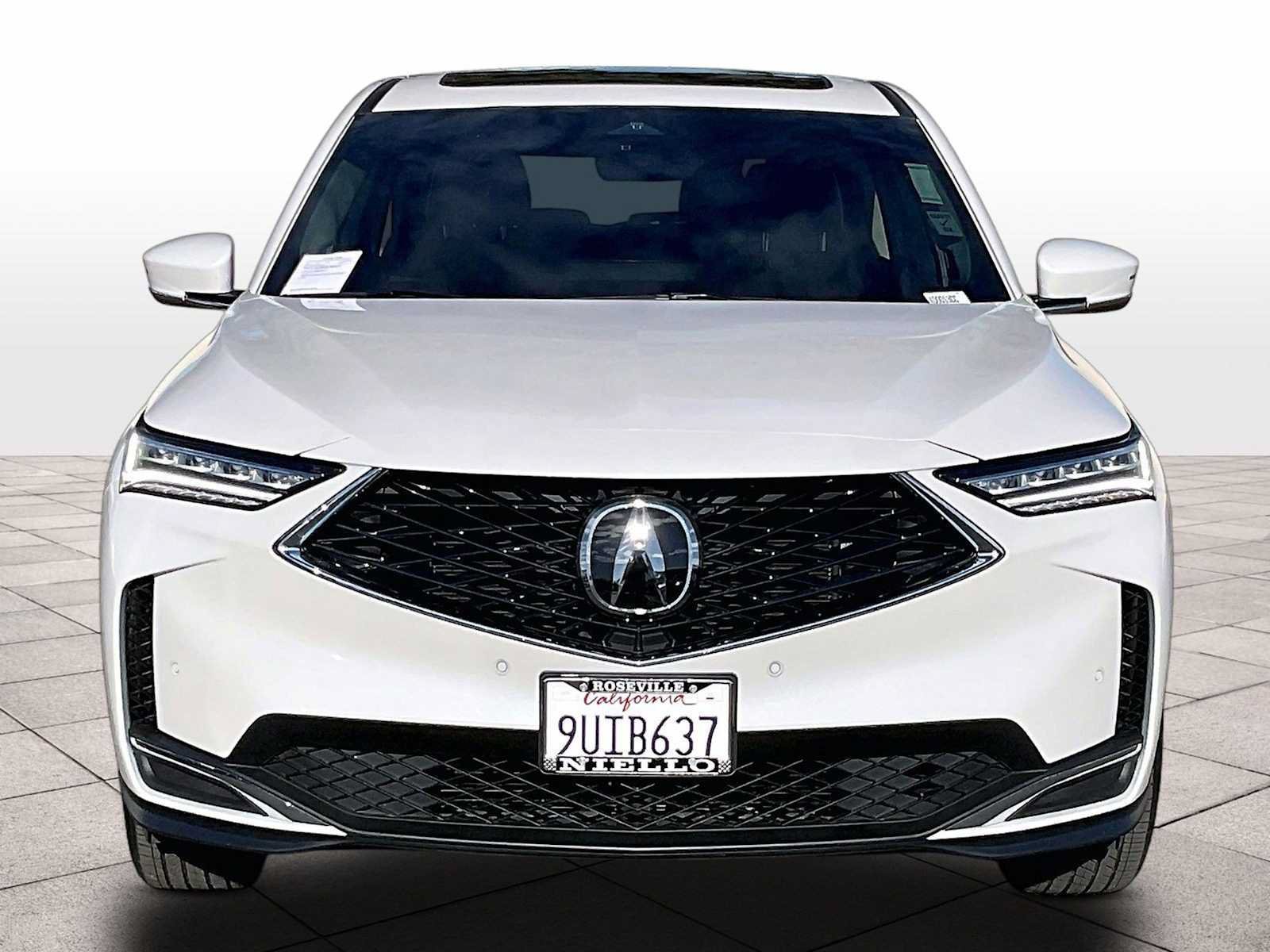 Used 2025 Acura MDX w/ Technology Package AWD/4WD image 3