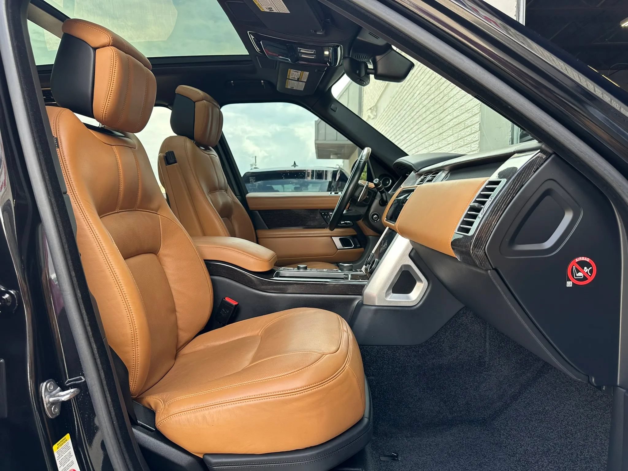 Used 2018 Land Rover Range Rover Autobiography AWD/4WD image 28