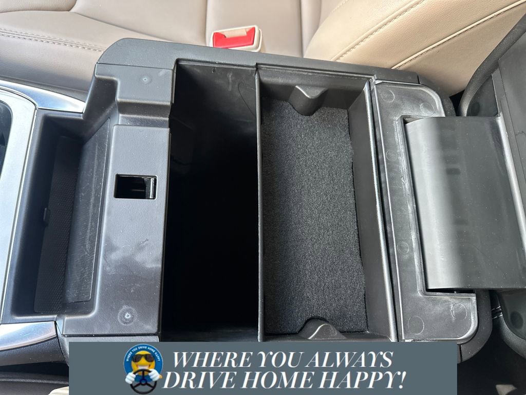 Used 2022 Ford Explorer XLT w/ Equipment Group 202A image 20