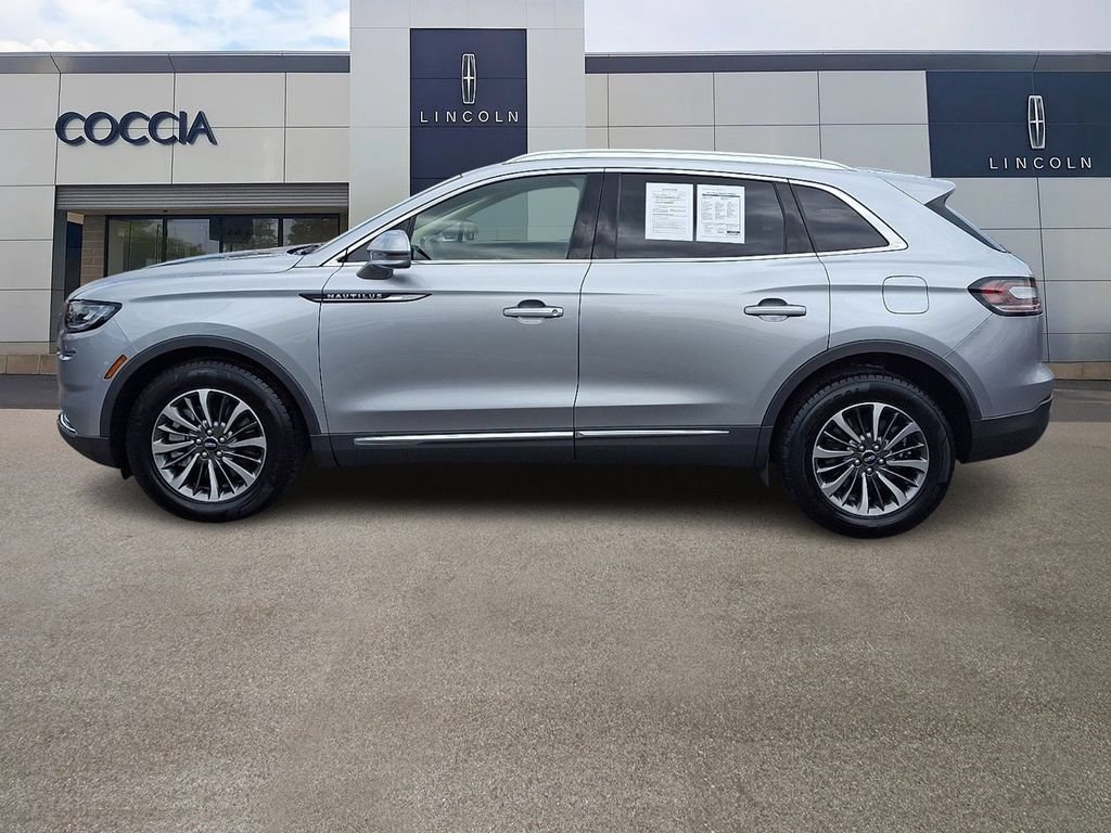 Certified 2023 Lincoln Nautilus AWD w/ Premium Package image 7