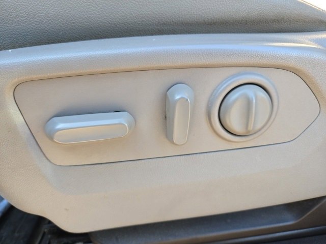 Used 2020 Chevrolet Silverado 2500 LTZ w/ LTZ Premium Package image 6