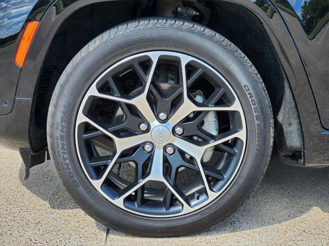 Certified 2023 Jeep Grand Cherokee Summit image 10