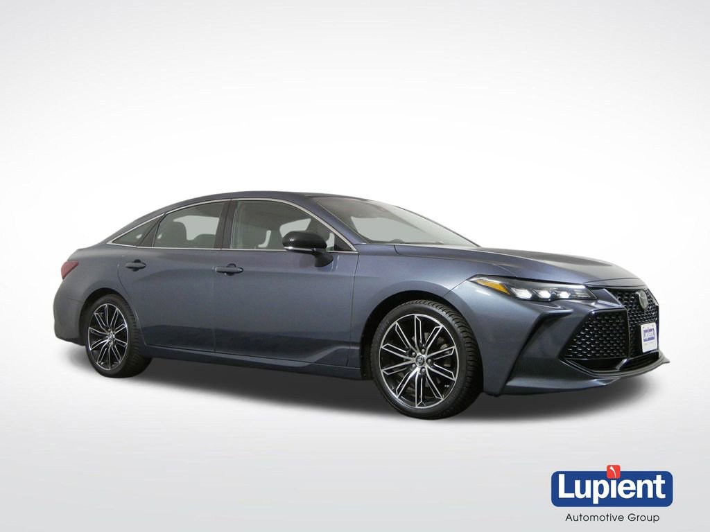 Used 2019 Toyota Avalon XSE w/ All Weather Liner Package