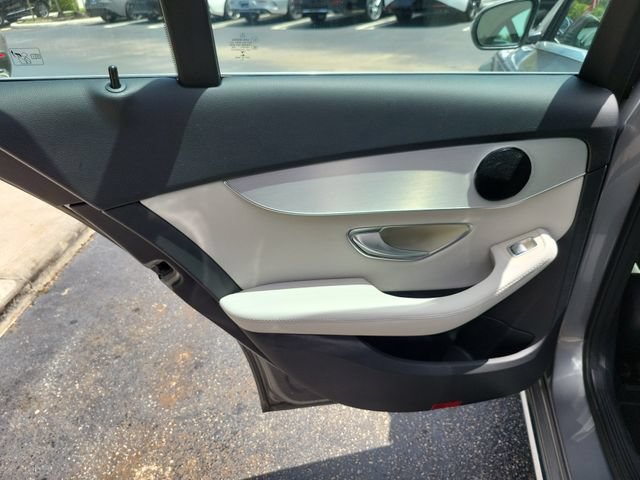 Used 2016 Mercedes-Benz C 300 Sedan image 9