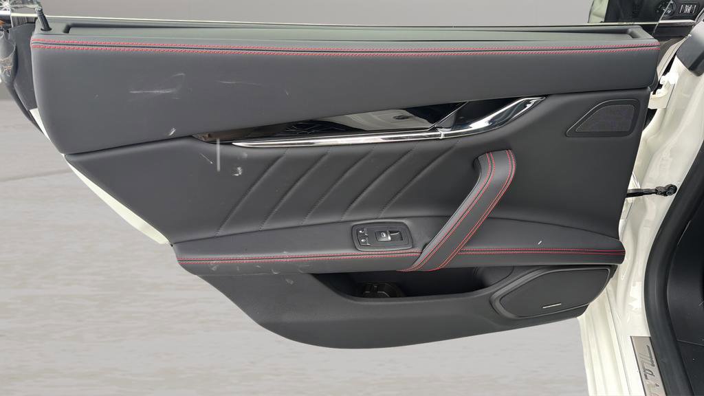 Certified 2023 Maserati Quattroporte Modena Q4 image 22
