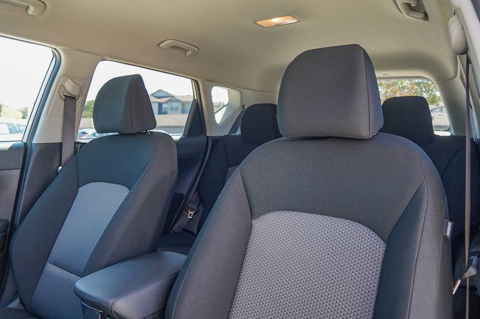 Used 2024 Kia Soul LX image 11