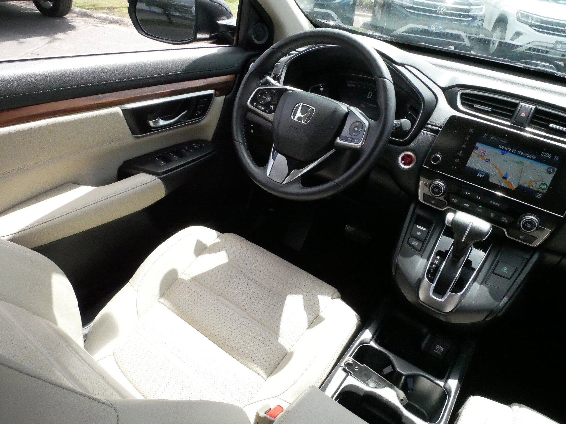 Used 2018 Honda CR-V Touring image 9