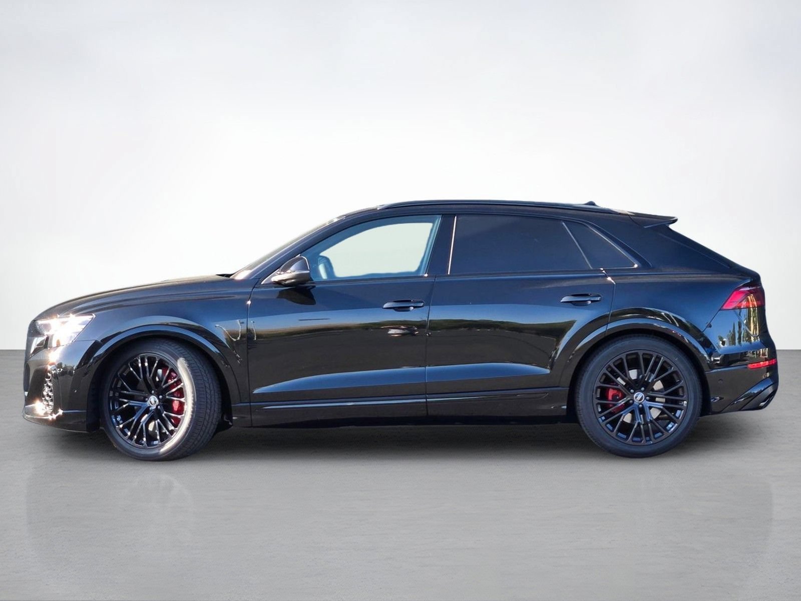 New 2026 Audi SQ8 Prestige AWD/4WD image 4