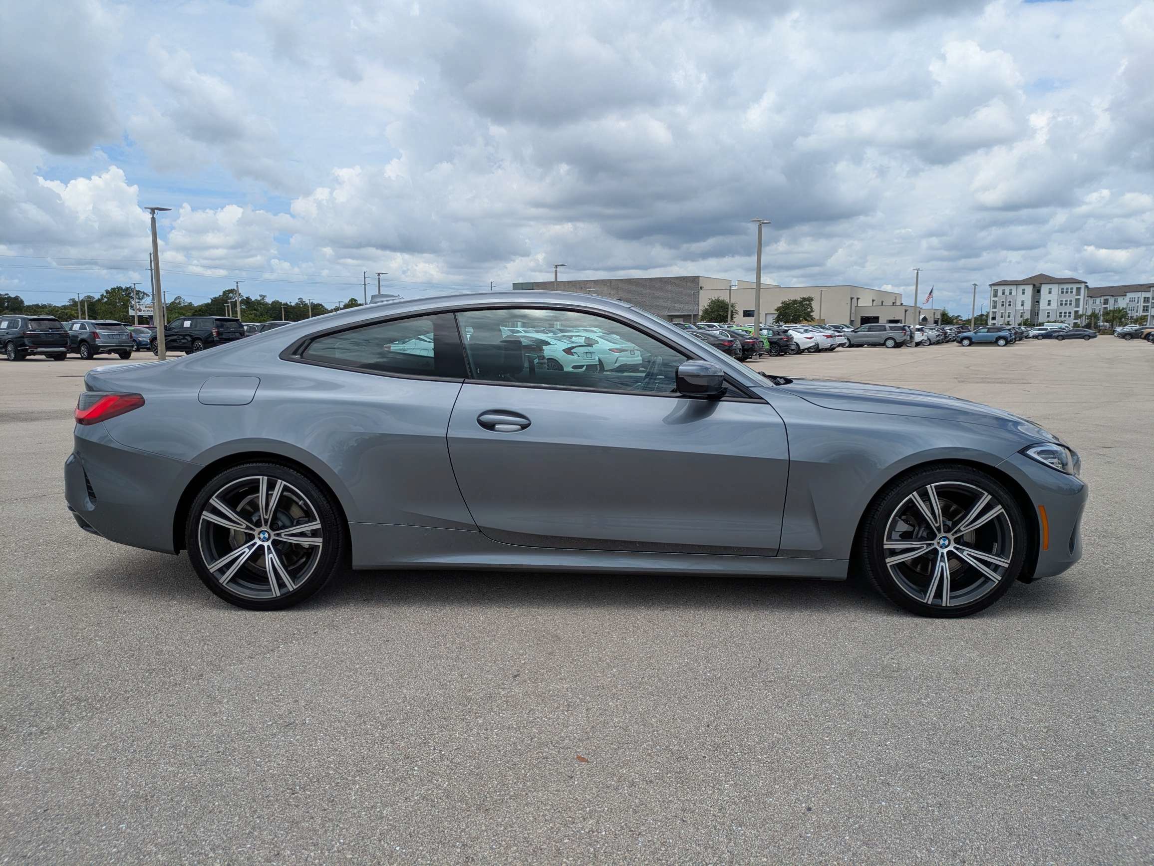 Used 2021 BMW 430i Coupe RWD image 4