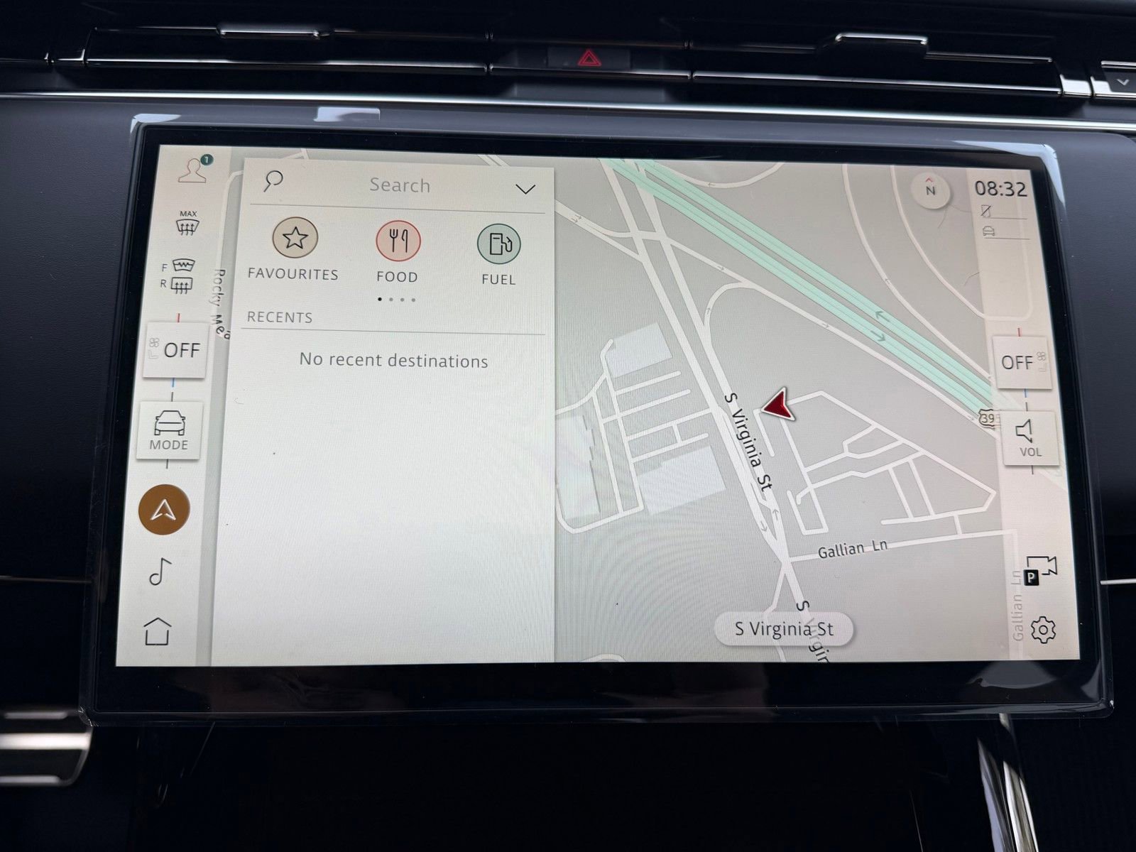 New 2026 Land Rover Range Rover Sport Dynamic SE image 18