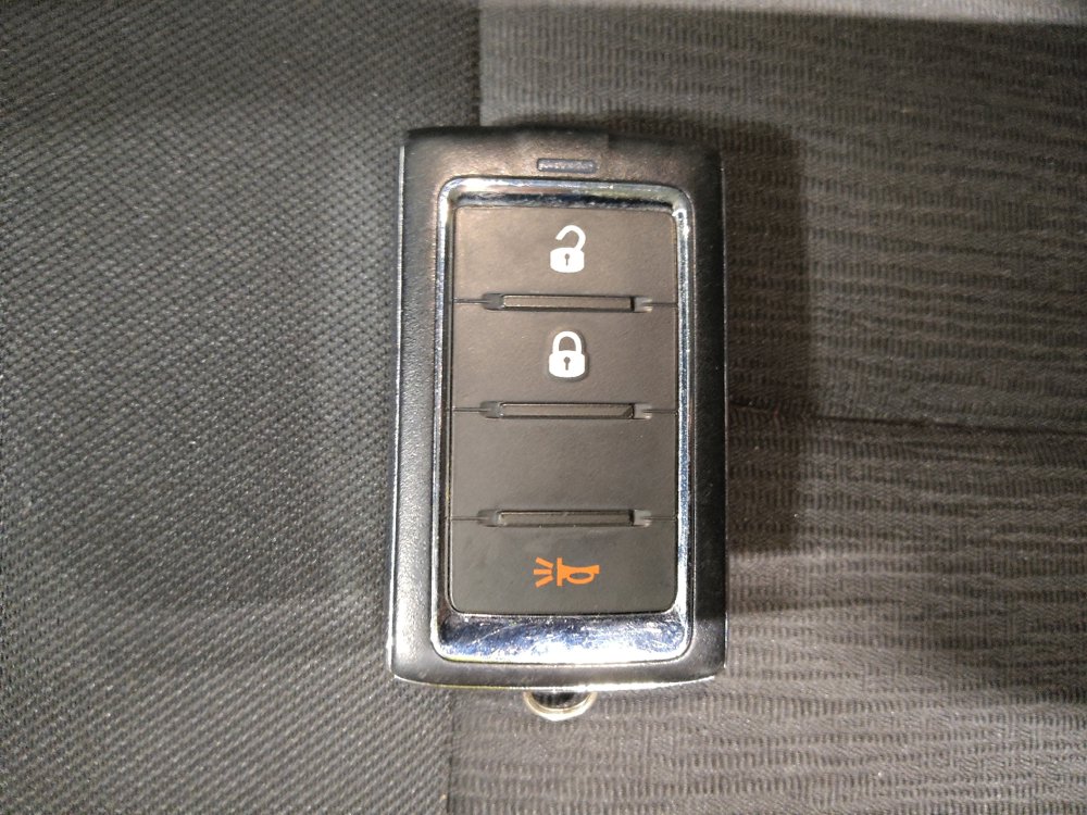 Used 2023 Jeep Grand Cherokee Laredo AWD/4WD image 32