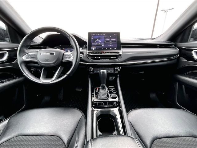 Used 2022 Jeep Compass Altitude w/ Sun and Sound Group image 21