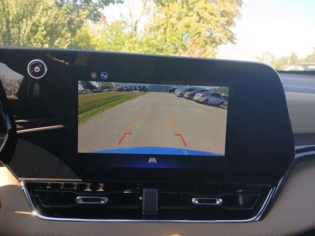 New 2026 Chevrolet Equinox ACTIV w/ Convenience Package III image 19