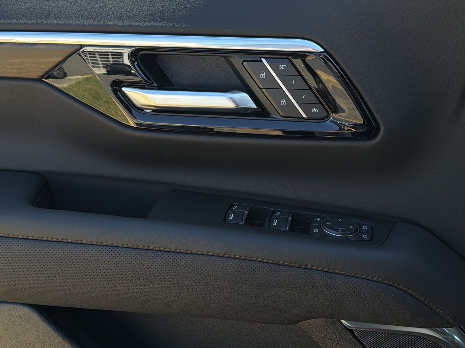New 2026 Chevrolet Tahoe High Country AWD/4WD image 15