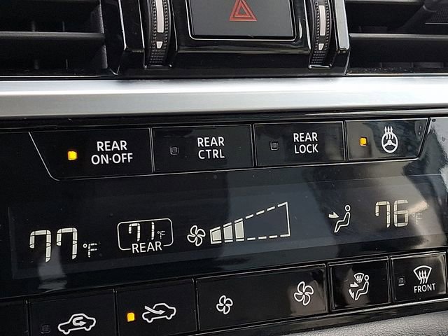 Used 2025 Nissan Pathfinder SL AWD/4WD image 28