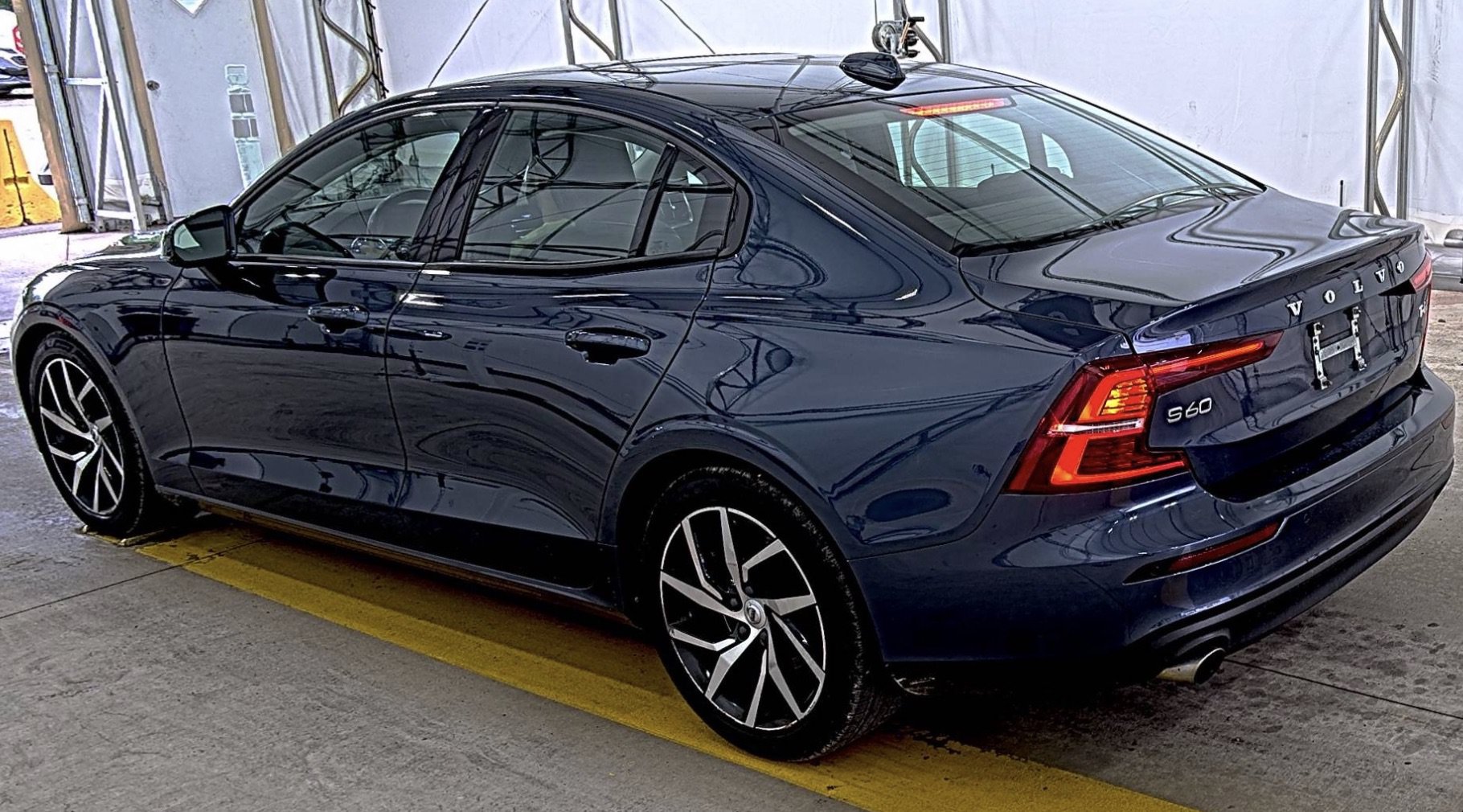 Used 2019 Volvo S60 T6 Momentum w/ Premium Package AWD/4WD image 5