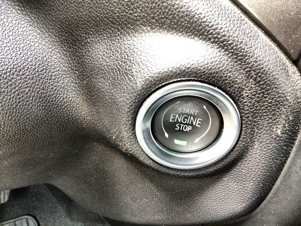 Used 2023 Chevrolet Silverado 1500 Custom image 17