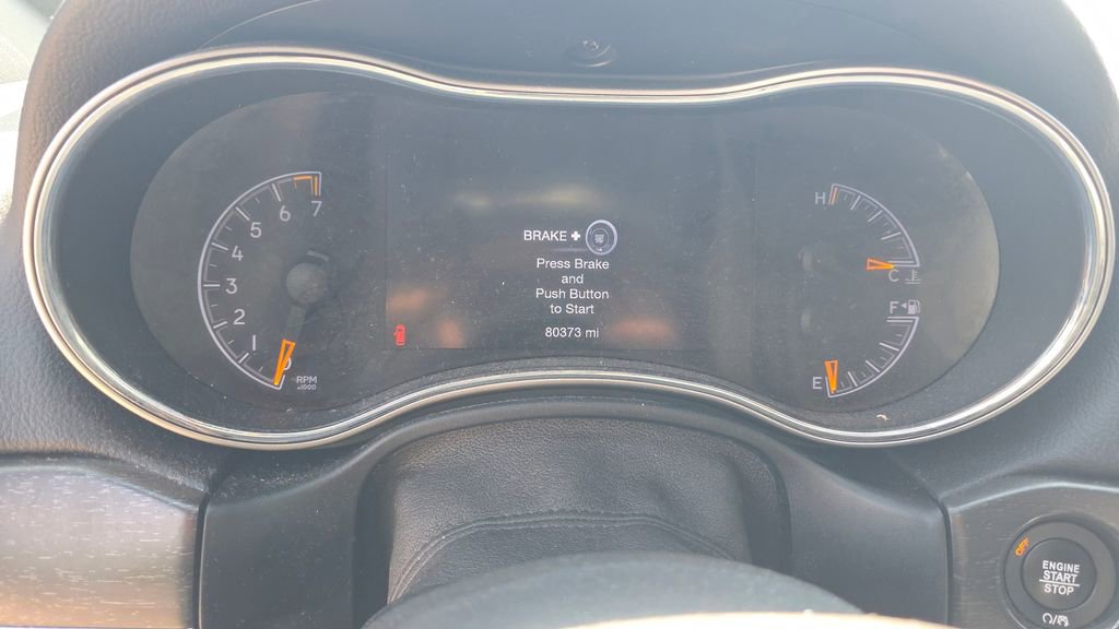Used 2018 Jeep Grand Cherokee Limited AWD/4WD image 17