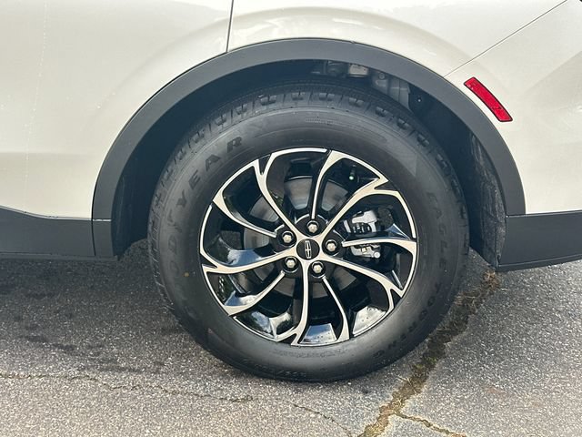 New 2026 Lincoln Nautilus Premier w/ Equipment Group 102A AWD/4WD image 19