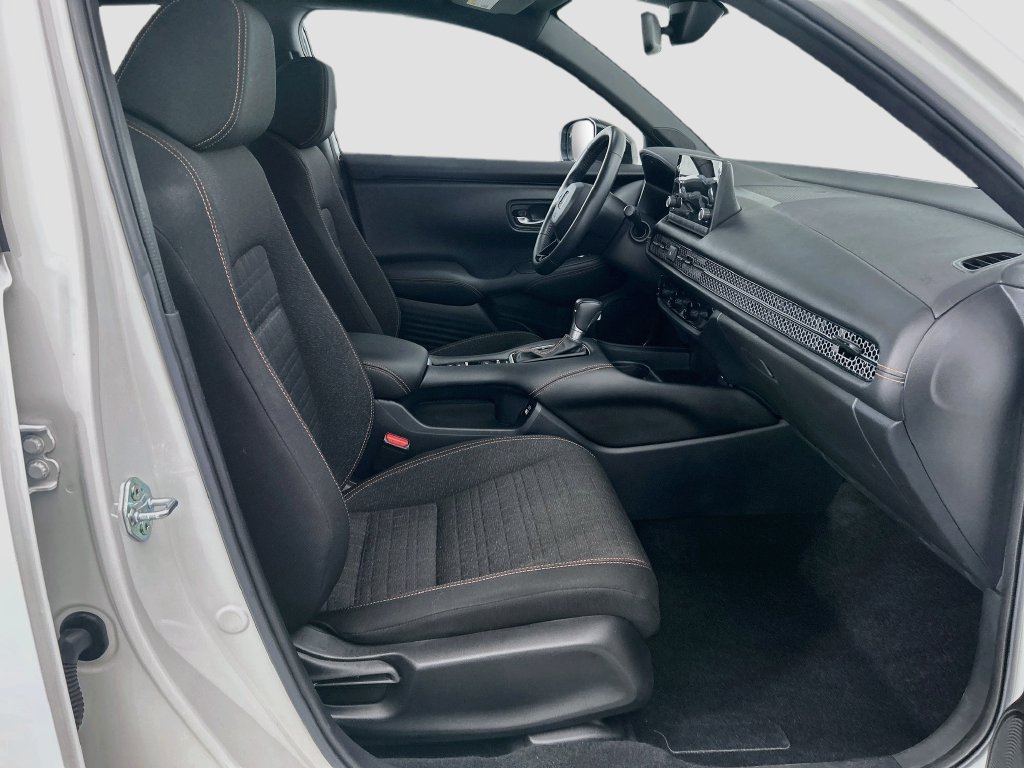 Used 2023 Honda HR-V Sport image 18