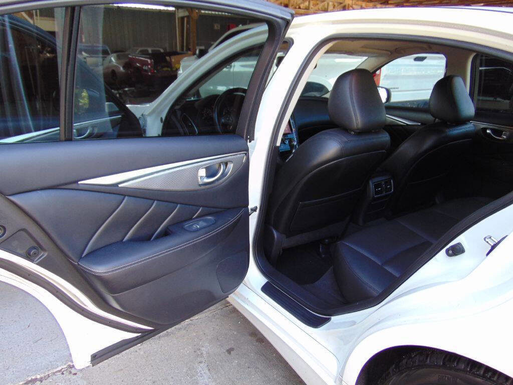 Used 2017 INFINITI Q50 3.0t Premium image 20