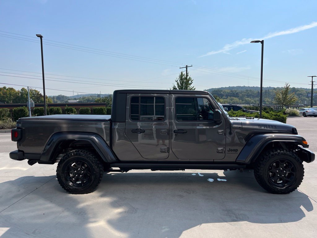 Used 2023 Jeep Gladiator Sport AWD/4WD image 22