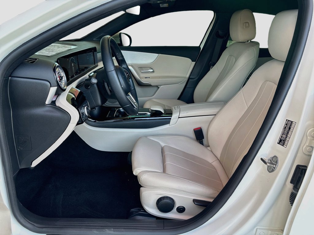 Used 2022 Mercedes-Benz A 220 image 19