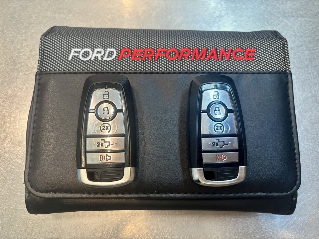 Used 2022 Ford F150 Raptor w/ Equipment Group 801A High image 4