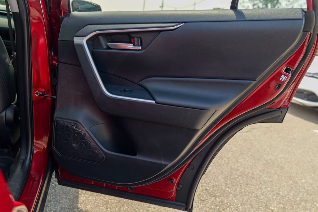 Used 2019 Toyota RAV4 XLE Premium w/ All Weather Liner Package AWD/4WD image 29