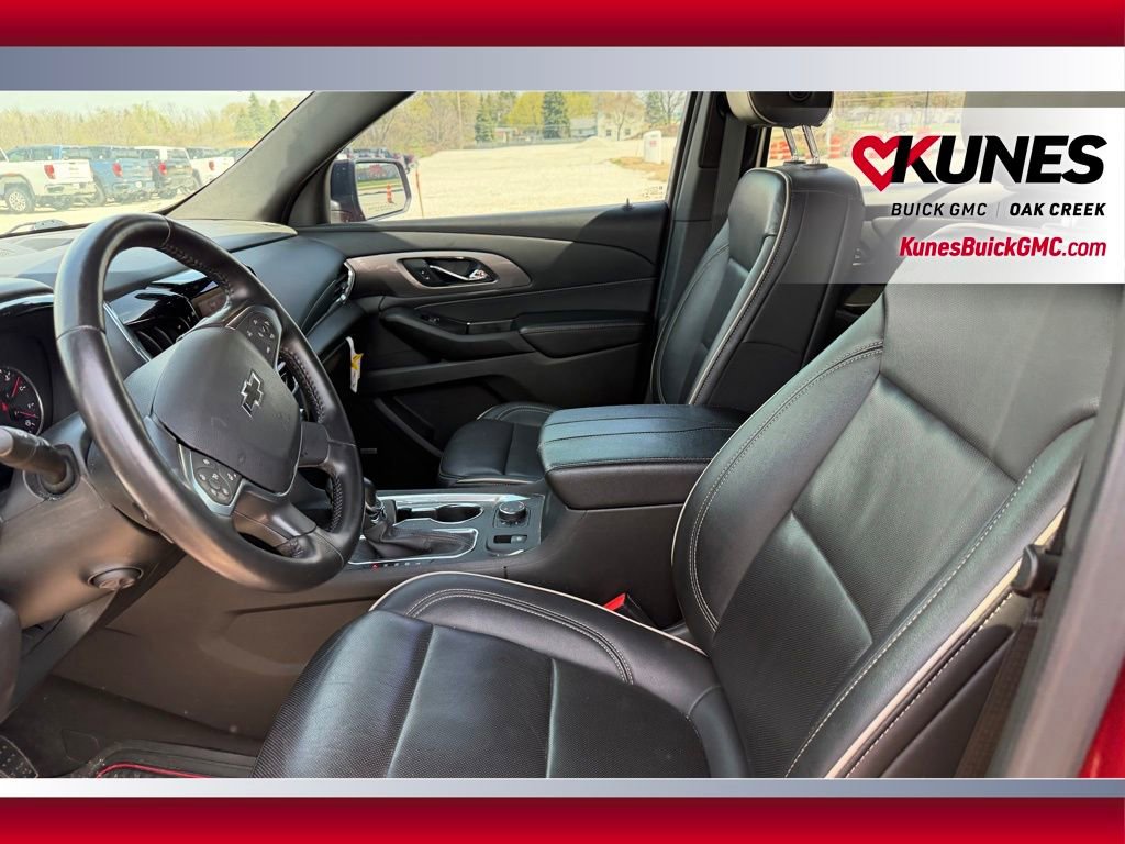 Used 2022 Chevrolet Traverse Premier w/ Redline Edition AWD/4WD image 11