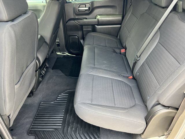 Used 2022 Chevrolet Silverado 1500 LT AWD/4WD image 24