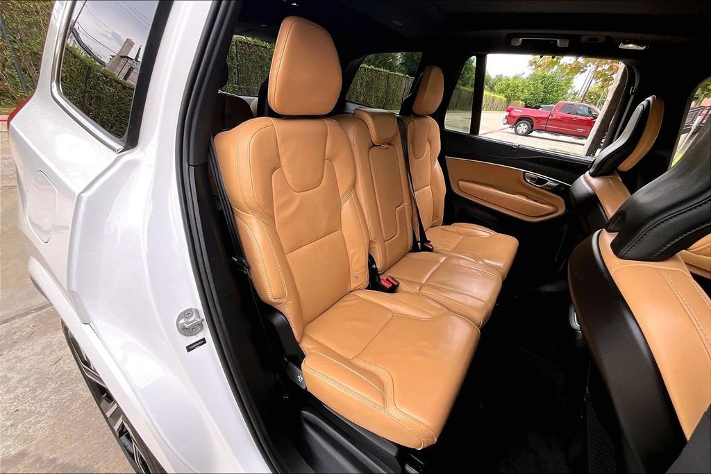 Certified 2024 Volvo XC90 B6 Ultimate AWD/4WD image 37