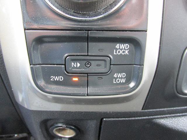 Used 2014 RAM 1500 Classic SLT image 13