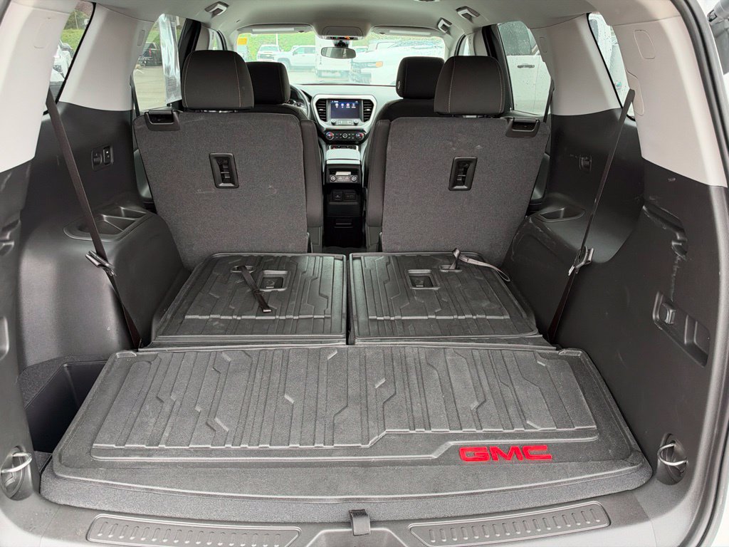 Certified 2023 GMC Acadia SLE w/ Driver Convenience Package FWD image 44