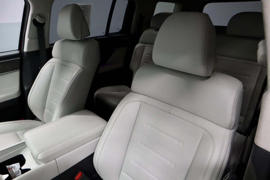 Certified 2025 Hyundai Santa Fe Calligraphy image 28